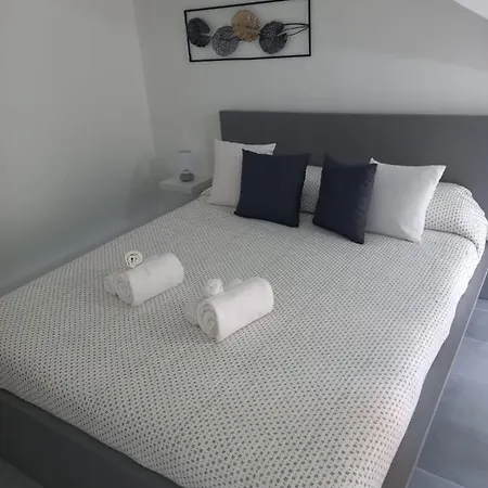 Maya's * קטאניה